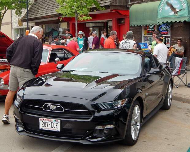Выставка ретро-автомобилей в штате Висконсин авто, выставка, олдтаймер, ретро автомобили