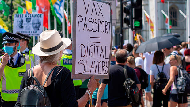 ТЕПЕРЬ ЭТО НАВСЕГДА: ВАКЦИНОЙ БУДУТ КОЛОТЬ КАЖДОГО И КАЖДЫЙ ГОД