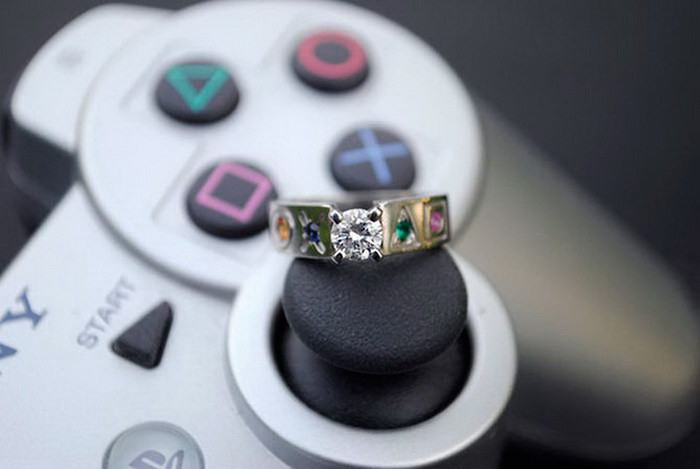Помолвочное кольцо на джойстике Playstation диза, кольцо, креатив