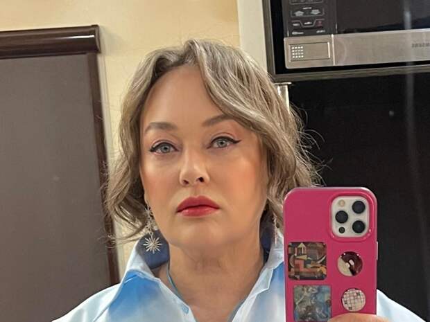 «Гузеева встряла»: Айза о проблемах актрисы из-за бизнесмена Сергея Домогацкого