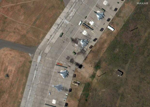 Где ангары? Почему Пхеньян строит убежища для самолетов, а Россия нет?