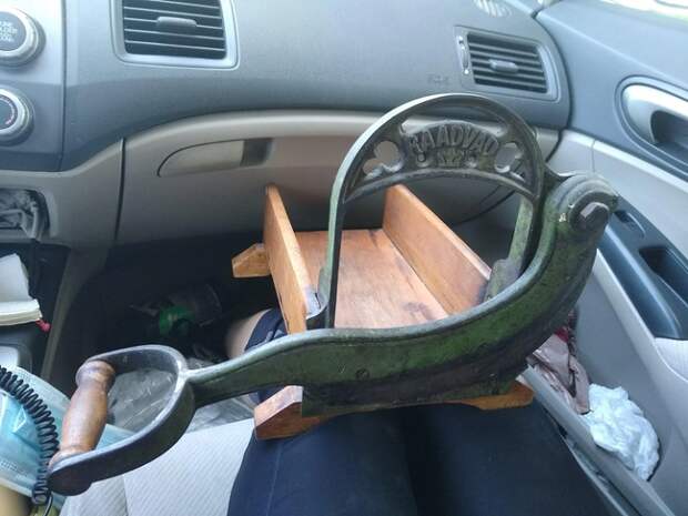 Попробуй догадайся, что это хлеборезка. /Фото: reddit.com Попробуй догадайся, что это хлеборезка. /Фото: reddit.com