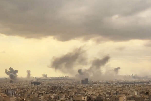 Глава МИД Арагчи: США ударили по заводу по опреснению воды на юге Ирана