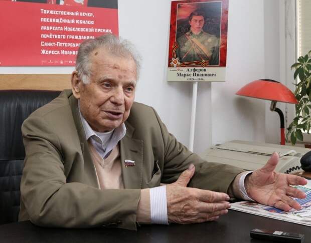 Жорес Алферов: За прошедшие 18 лет они продвинулись далеко вперед, а мы...