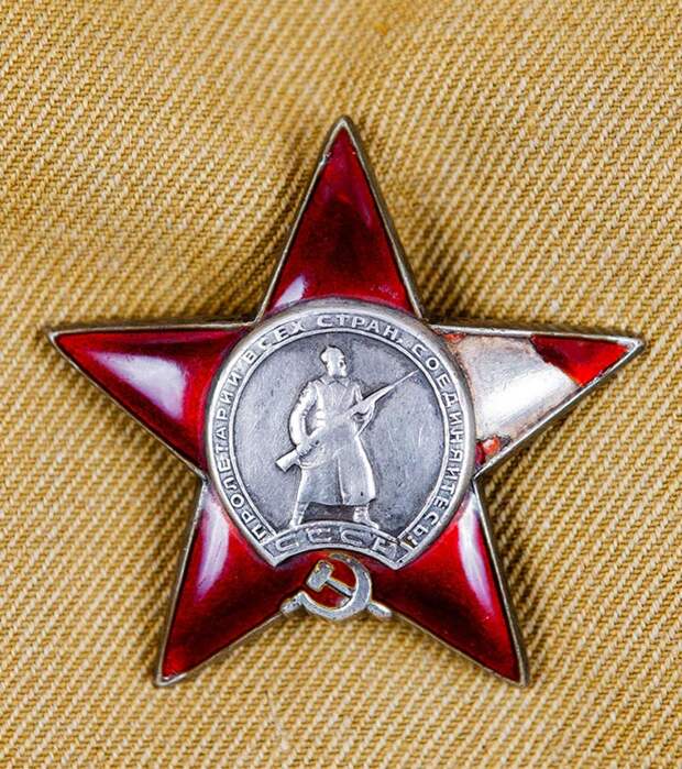 Почему символом коммунизма стала красная звезда?