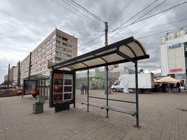 Два подрядчика установят в Петербурге 685 остановок с USB и Wi-Fi за 431 млн