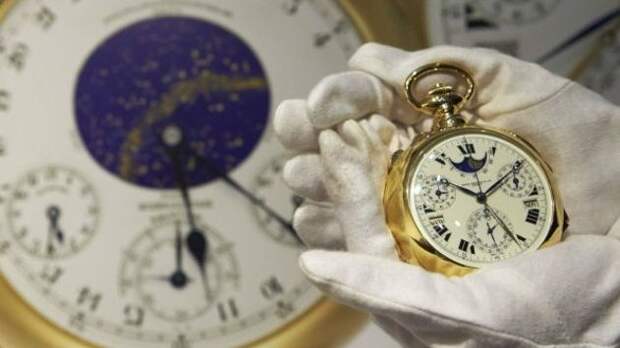Самые дорогие часы в мире были проданы на  аукционе Sotheby's.