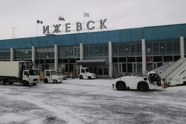 Временные ограничения на полеты ввели в аэропорту Ижевска