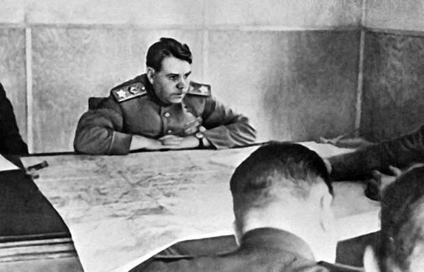 Восточная звезда маршала Василевского. Почему начальника Генштаба оберегал лично Сталин