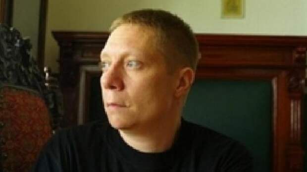 Освобождение Гулливера. Политолог и писатель Кирилл Бенедиктов — о том, нужно ли России менять свою Конституцию Освобождение Гулливера. Политолог и писатель Кирилл Бенедиктов — о том, нужно ли России менять свою Конституцию