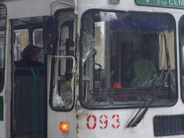Трагедия в Орле: троллейбус въехал в толпу пешеходов ynews, дтп, новости, орел, происшествие, смерть