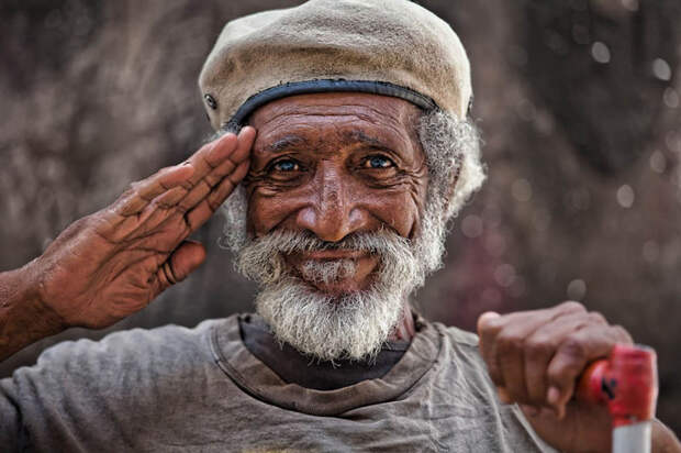 Eyes-are-windows-of-the-soul7__880