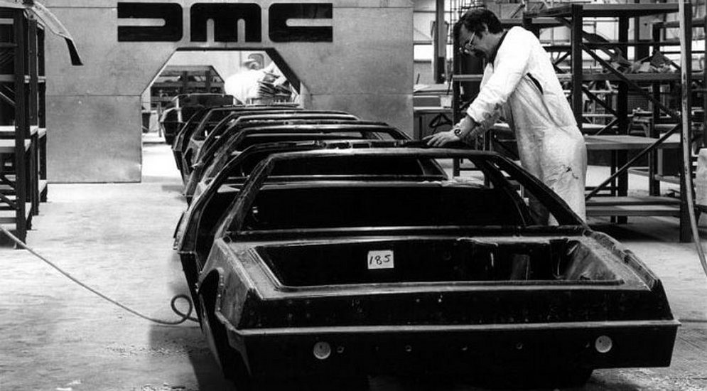 Как ирландский горе-автомобиль стал машиной времени dmc-12, делореан, назад в будущее