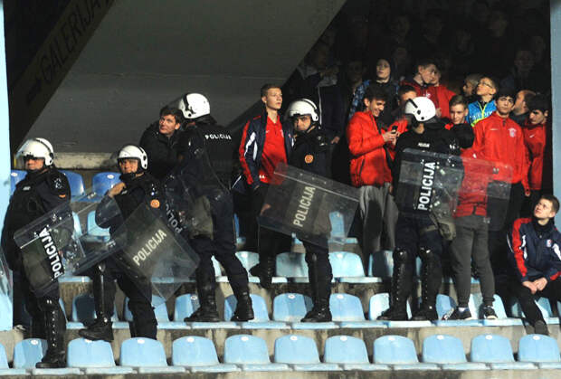 Euro 2016 Group G qualifying soccer match between Montenegro and Russia, at the City Stadium in Podgorica, Montenegro, Friday, March 27, 2015