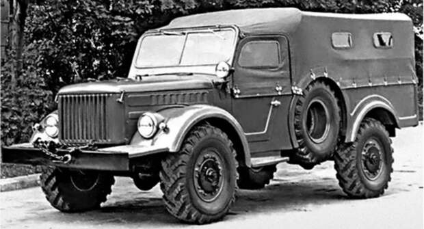 Советский джип ГАЗ-62 с колесами от ГАЗ-66