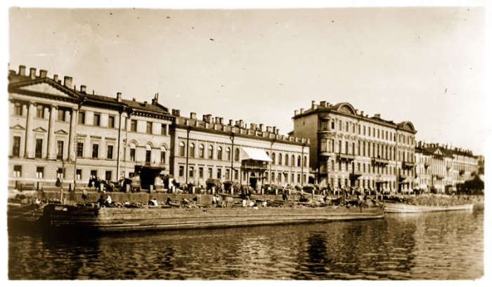Петроград 1917 года глазами американского фотографа