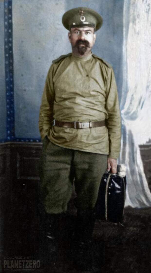 Исторические снимки с Николаем II, Распутиным, Лениным и большевиками показали в цвете