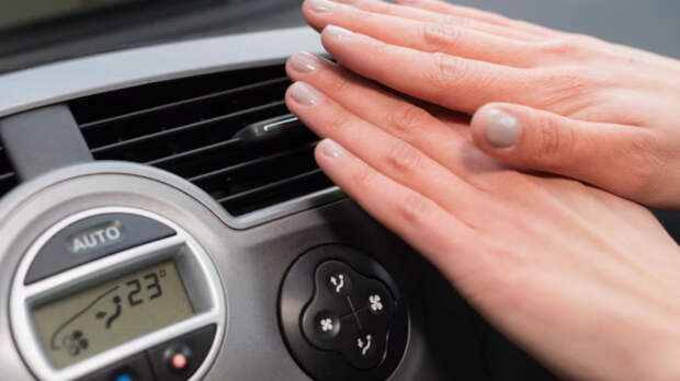 Почему категорически нельзя включать печку автомобиля после запуска двигателя в мороз