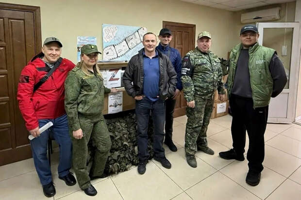 Брянские СУСК и ОНФ передали военным средства связи и энергообеспечения