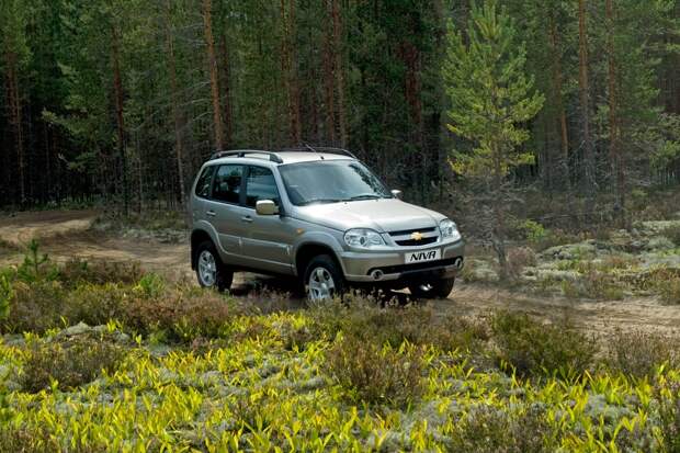 Chevrolet NIVA с модернизированным мотором добралась до салонов