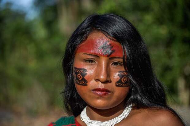 Девушка из племени ваямпи.