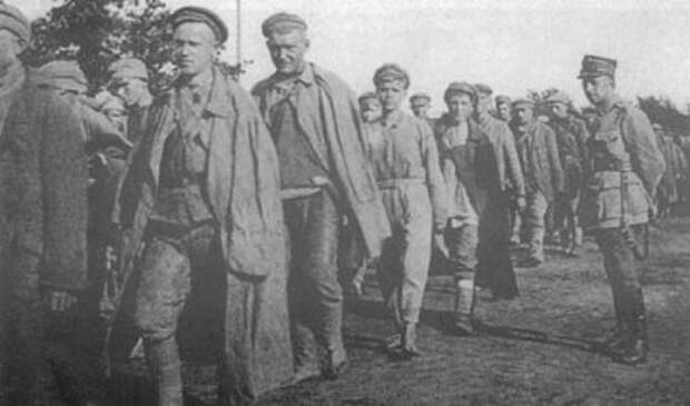 С военнопленными поступили так, как требует совесть Великой Польши С военнопленными поступили так, как требует совесть Великой Польши
