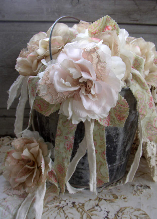 http://3.bp.blogspot.com/_xRO2YHYay6Y/TD_ARjbbZAI/AAAAAAAABnI/-u_ybdL5fmk/s1600/rosette_c.jpg