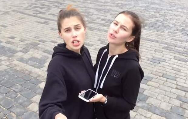 Две девушки из Минска дошли пешком до Москвы
