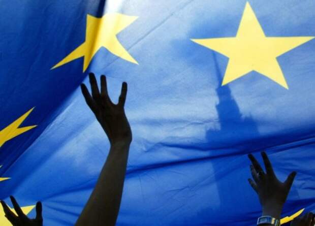 Франция и Германия не поддержали отмену виз между ЕС и Украиной Франция и Германия не поддержали отмену виз между ЕС и Украиной