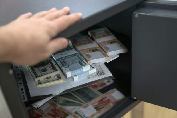 В Амурской области сотрудницу банка задержали за кражу 46 млн рублей