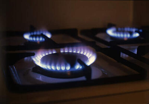 Краснодарец при самовольном монтаже водонагревателя перепутал трубы и оставил соседей без газа