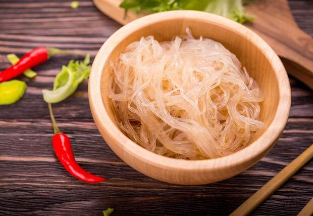 Фунчоза с говядиной «Светофор»: вкусный ужин для всей семьи