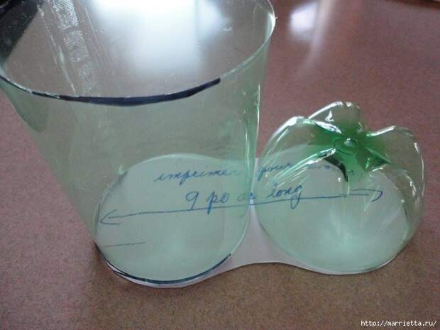 Сапожок деда Мороза из пластиковой бутылки (5) (700x525, 245Kb)