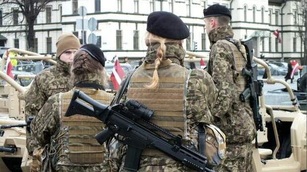 Датская разведка призвала власти отказаться от наушников с Bluetooth