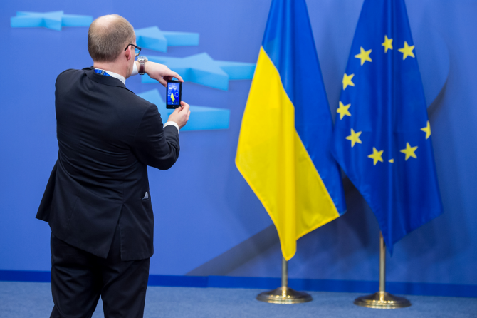 Украина и ЕС жутко обиделись на Россию