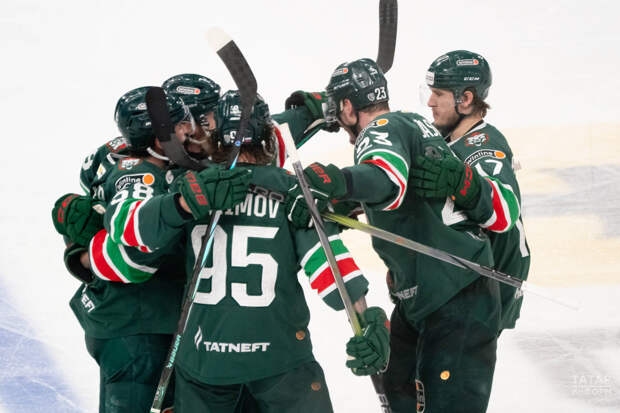 Хет-трик Барабанова помог «Ак Барсу» победить «Сибирь»