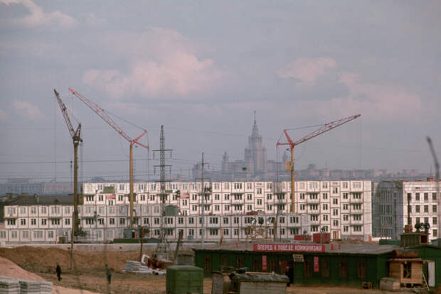 Как строились и заселялись хрущевки в СССР