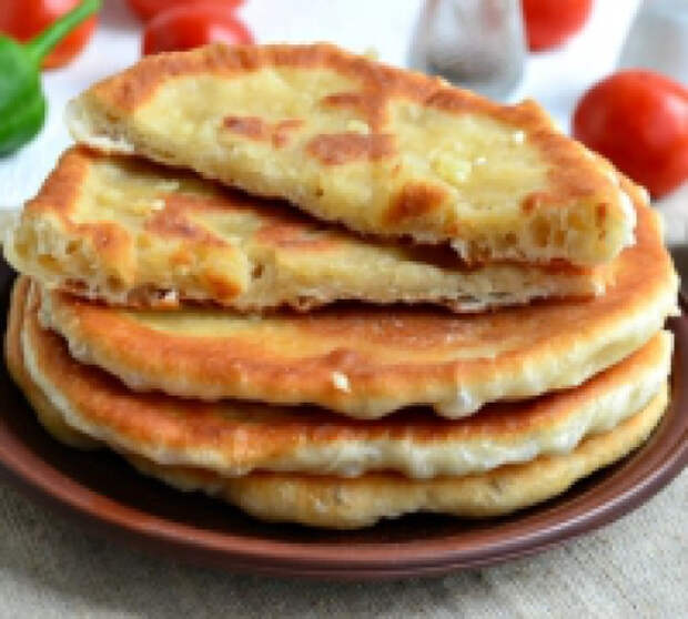 Чесночные лепешки в мультиварке