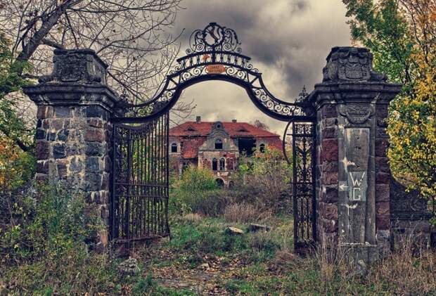 Жутко красивые заброшенные места Жутко красивые заброшенные места фото, красота