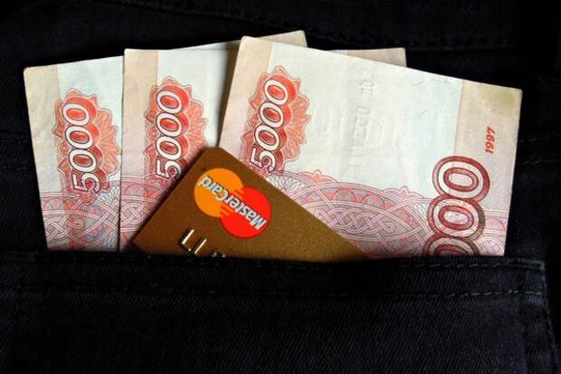 На рязанца тайно оформили семь займов