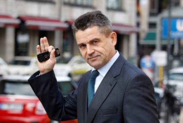 Владимир Маркин