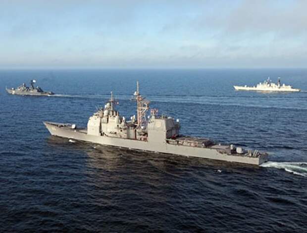 Генсек НАТО поднят по тревоге. Путин объявил проверку Северного флота