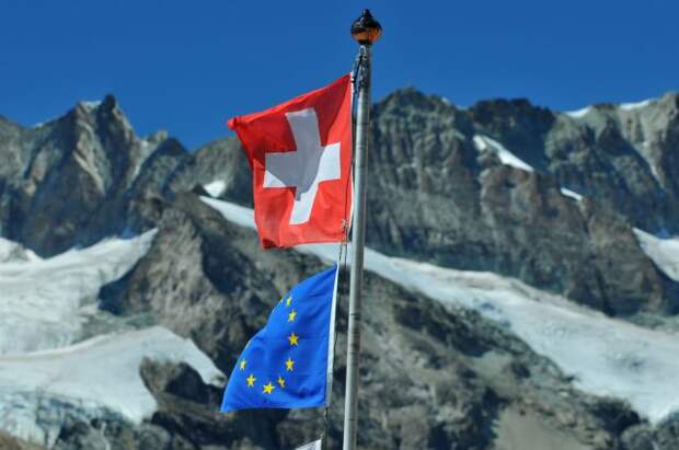 Решение Швейцарии отозвать заявку на вступление в ЕС носит "символический характер"