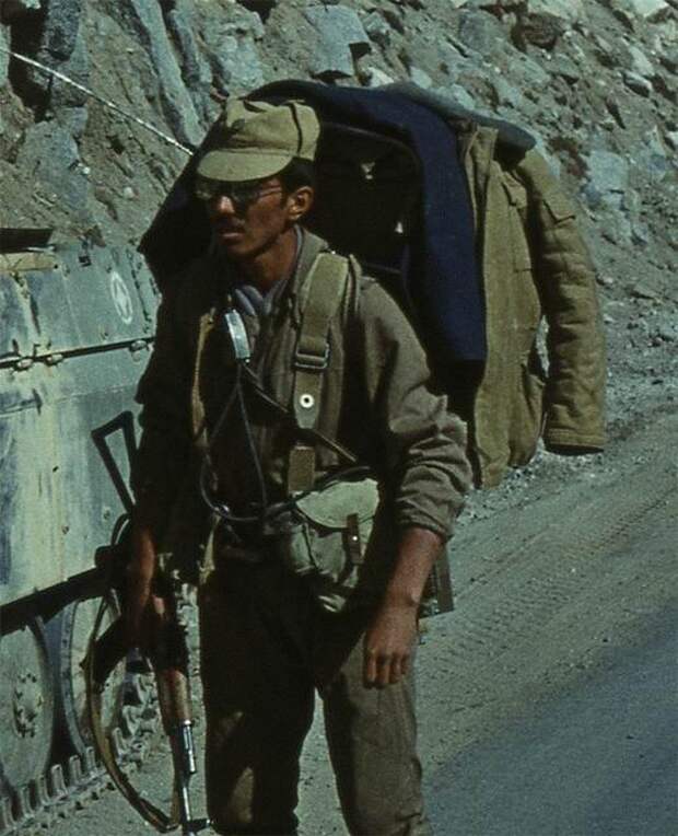 Вывод войск СССР из Афганистана  (54 фото)
