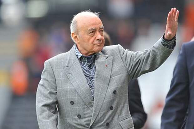 Свидетельница утверждает, что Эпштейн передавал девушек бывшему владельцу Harrods