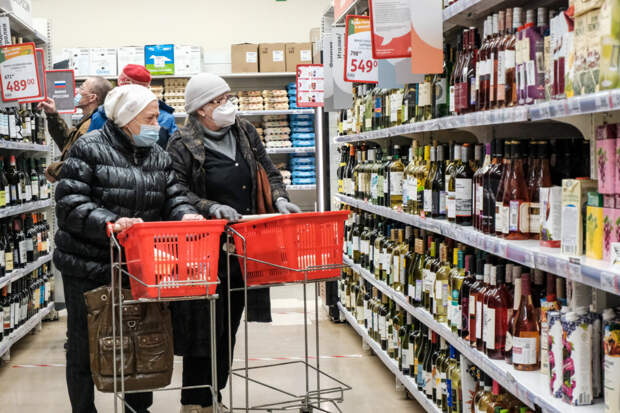 Депутат-единоросс предложил запретить продажу алкоголя в выходные