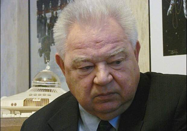 Георгий Гречко прокомментировал высказывание Лозы о Юрии Гагарине. Георгий Гречко прокомментировал высказывание Лозы о Юрии Гагарине.