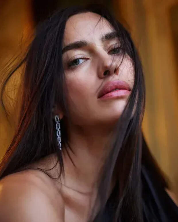 Ирина Шейк для Vogue (Франция)