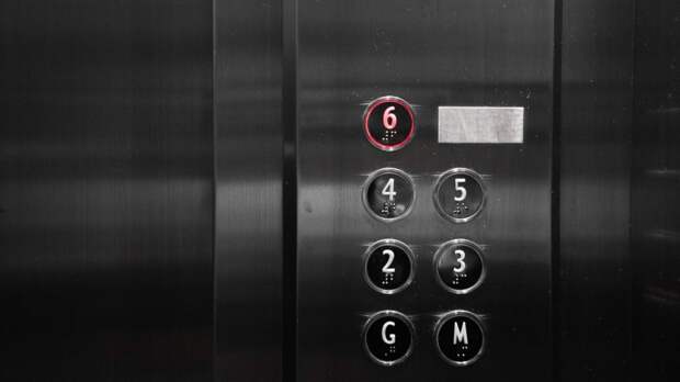 В доме на улице Расковой лифт больше не игнорирует седьмой этаж
