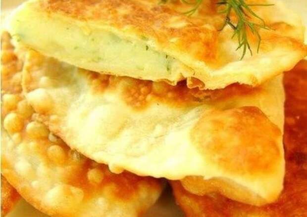 Чебурек с сыром фото Чебуреки с сыром и картошкой - желанные гости на вашем столе - Обсуждение статьи